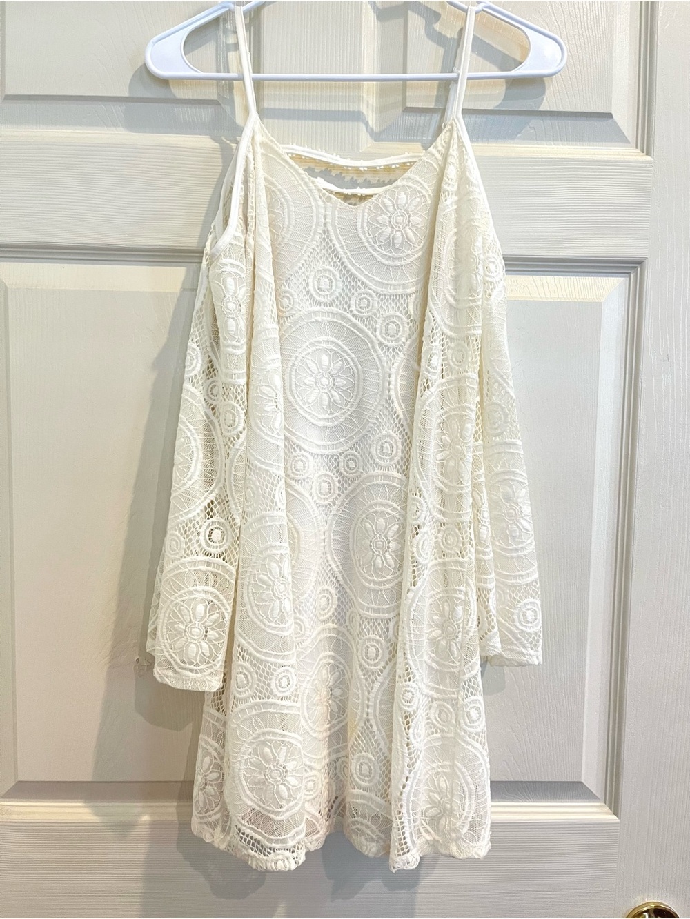 LOVE FIRE White Lace Cold-Shoulder Dress